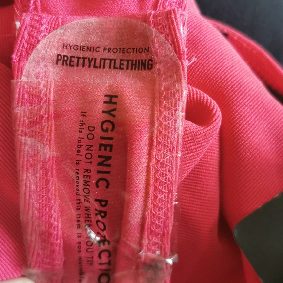 NWT PRETTYLITTLETHING Hot Pink Halterneck Bodysuit - Picture 7 of 7